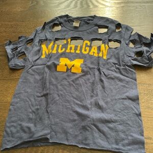 Gildan Navy University of Michigan T-Shirt